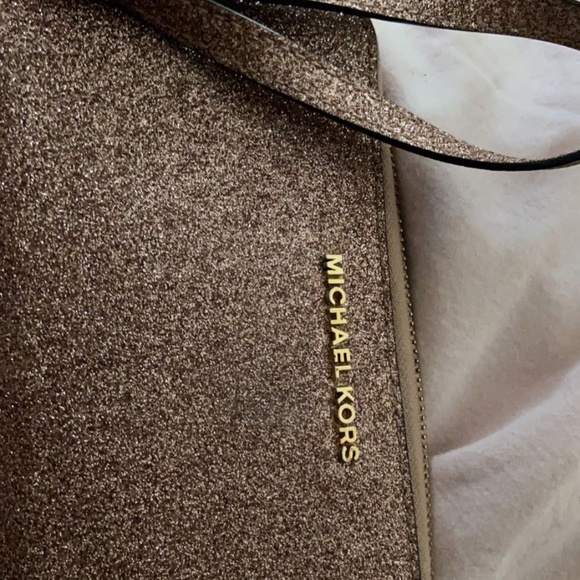 Michael kors limited edition wristlet rose gold - Picture 1 of 5
